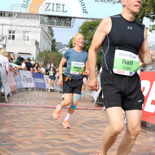 31.08.2025 - 21. Blankeneser Heldenlauf Strokosch-Dieckow http://msf.ph/oto/8652373 31.08.2025 11:10:12 Ziel 3148, 3222, 3221, 3139, 3386, 3137, 3013 meine-sportfotos.de