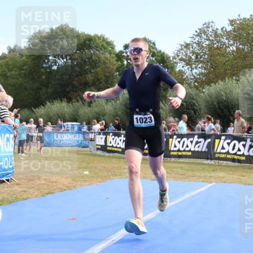 31.08.2025 - Elbe Triathlon Hamburg Strokosch-Dieckow http://msf.ph/oto/8652381 31.08.2025 11:10:55 Ziel 407, 455, 659, 1023 meine-sportfotos.de