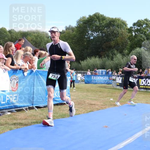 31.08.2025 - Elbe Triathlon Hamburg Strokosch-Dieckow http://msf.ph/oto/8652400 31.08.2025 11:11:14 Ziel 517, 753, 1005 meine-sportfotos.de