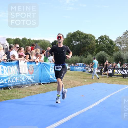 31.08.2025 - Elbe Triathlon Hamburg Strokosch-Dieckow http://msf.ph/oto/8652417 31.08.2025 11:11:23 Ziel 642, 1005 meine-sportfotos.de