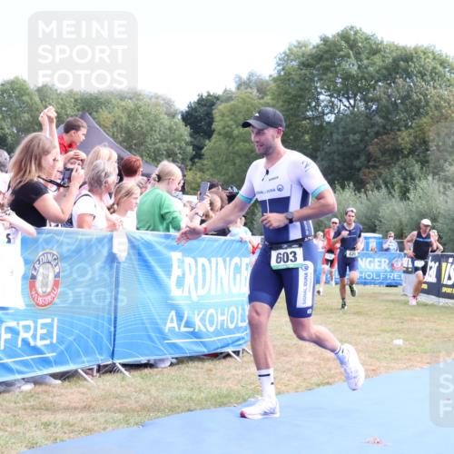 31.08.2025 - Elbe Triathlon Hamburg Strokosch-Dieckow http://msf.ph/oto/8652425 31.08.2025 11:12:02 Ziel 420, 603, 1145 meine-sportfotos.de