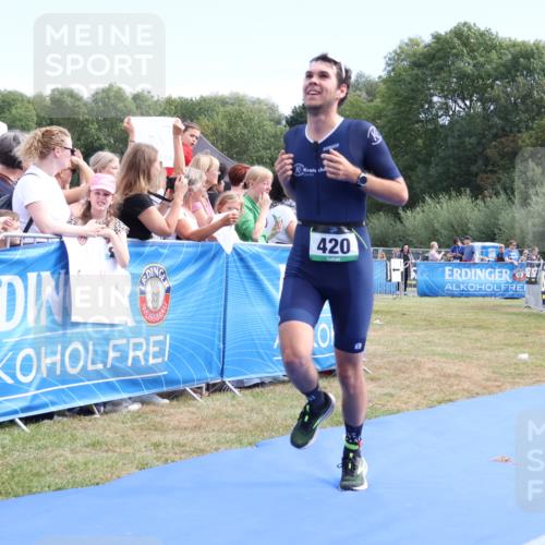 31.08.2025 - Elbe Triathlon Hamburg Strokosch-Dieckow http://msf.ph/oto/8652439 31.08.2025 11:12:07 Ziel 405, 420, 603, 1145 meine-sportfotos.de