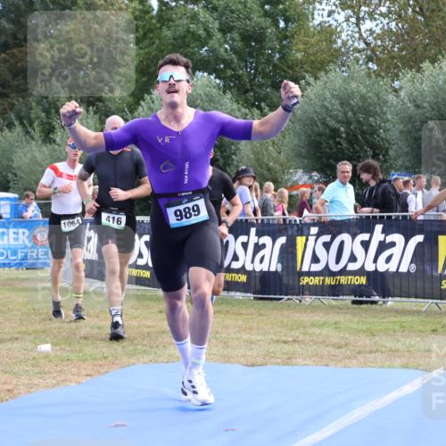 31.08.2025 - Elbe Triathlon Hamburg Strokosch-Dieckow http://msf.ph/oto/8652458 31.08.2025 11:12:18 Ziel 405, 416, 482, 653, 984, 989, 1064, 1129 meine-sportfotos.de