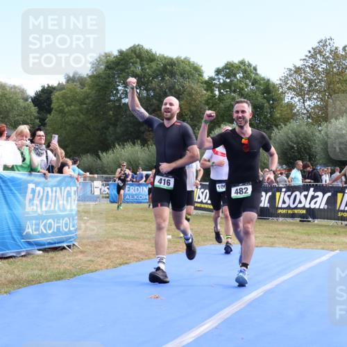 31.08.2025 - Elbe Triathlon Hamburg Strokosch-Dieckow http://msf.ph/oto/8652465 31.08.2025 11:12:20 Ziel 405, 416, 482, 653, 984, 989, 1064, 1129 meine-sportfotos.de