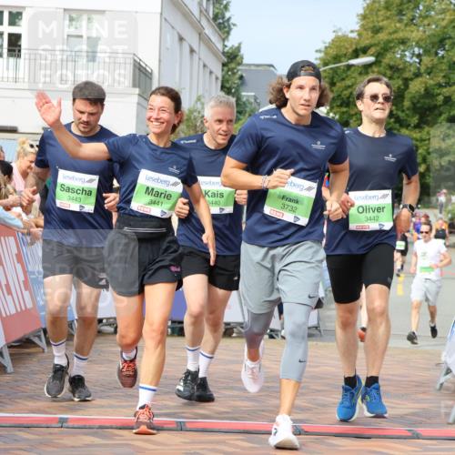 31.08.2025 - 21. Blankeneser Heldenlauf Strokosch-Dieckow http://msf.ph/oto/8652466 31.08.2025 11:09:57 Ziel 3729, 3496, 3732, 3443, 3440, 3441, 3442 meine-sportfotos.de