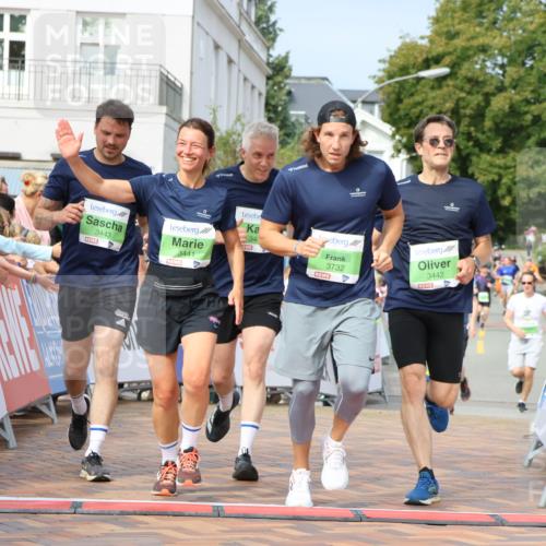 31.08.2025 - 21. Blankeneser Heldenlauf Strokosch-Dieckow http://msf.ph/oto/8652476 31.08.2025 11:09:57 Ziel 3729, 3496, 3732, 3443, 3440, 3441, 3442 meine-sportfotos.de