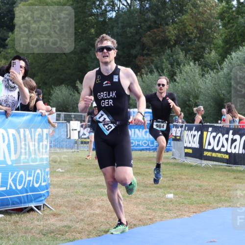 31.08.2025 - Elbe Triathlon Hamburg Strokosch-Dieckow http://msf.ph/oto/8652481 31.08.2025 11:12:24 Ziel 304, 416, 482, 653, 984, 1064, 1129 meine-sportfotos.de