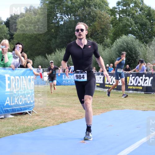 31.08.2025 - Elbe Triathlon Hamburg Strokosch-Dieckow http://msf.ph/oto/8652486 31.08.2025 11:12:26 Ziel 304, 482, 653, 984, 1064, 1129 meine-sportfotos.de