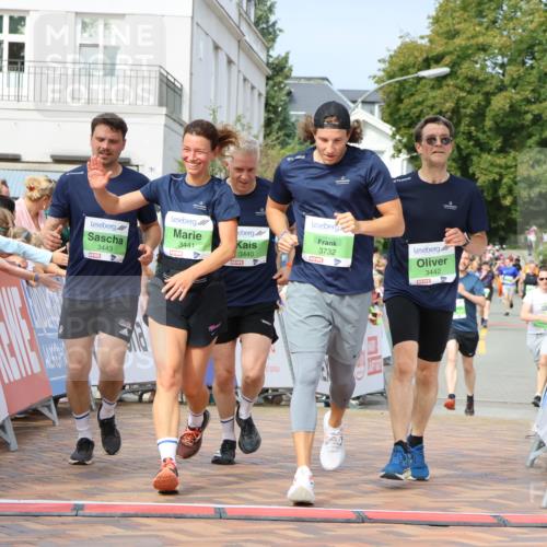 31.08.2025 - 21. Blankeneser Heldenlauf Strokosch-Dieckow http://msf.ph/oto/8652488 31.08.2025 11:09:56 Ziel 3496, 3175, 3732, 3443, 3440, 3441, 3442 meine-sportfotos.de