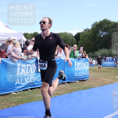 31.08.2025 - Elbe Triathlon Hamburg Strokosch-Dieckow http://msf.ph/oto/8652489 31.08.2025 11:12:27 Ziel 304, 653, 984, 1064, 1129 meine-sportfotos.de