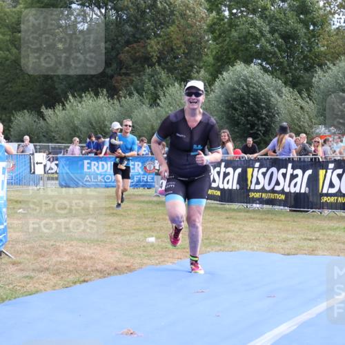 31.08.2025 - Elbe Triathlon Hamburg Strokosch-Dieckow http://msf.ph/oto/8652490 31.08.2025 11:12:31 Ziel 304, 939, 984, 1076 meine-sportfotos.de