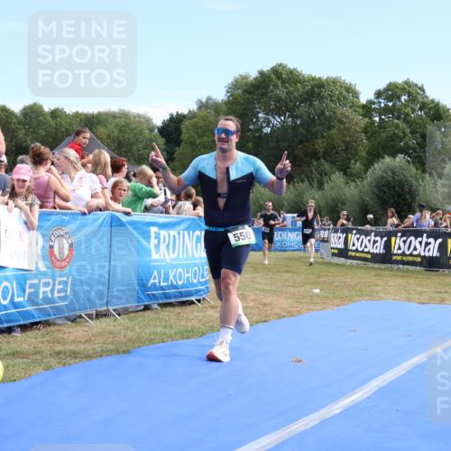 31.08.2025 - Elbe Triathlon Hamburg Strokosch-Dieckow http://msf.ph/oto/8652525 31.08.2025 11:12:52 Ziel 550, 1024, 1034, 1056 meine-sportfotos.de