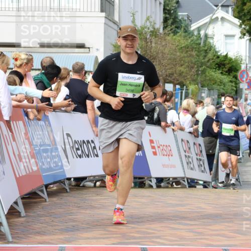 31.08.2025 - 21. Blankeneser Heldenlauf Strokosch-Dieckow http://msf.ph/oto/8652530 31.08.2025 11:09:52 Ziel 3496, 3175, 3732, 3441 meine-sportfotos.de