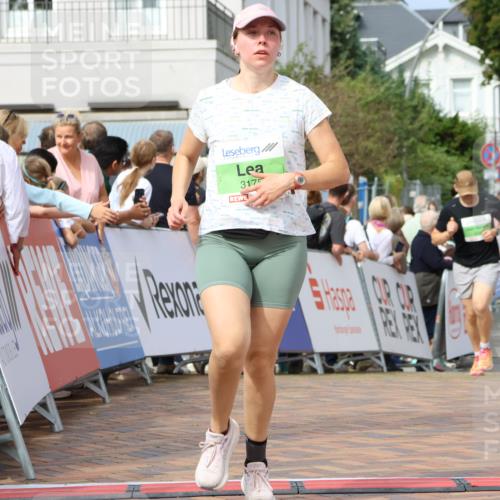 31.08.2025 - 21. Blankeneser Heldenlauf Strokosch-Dieckow http://msf.ph/oto/8652539 31.08.2025 11:09:48 Ziel 3496, 3230, 3175 meine-sportfotos.de