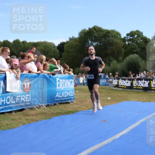 31.08.2025 - Elbe Triathlon Hamburg Strokosch-Dieckow http://msf.ph/oto/8652541 31.08.2025 11:12:56 Ziel 550, 1024, 1034, 1045, 1056 meine-sportfotos.de