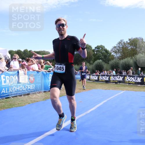 31.08.2025 - Elbe Triathlon Hamburg Strokosch-Dieckow http://msf.ph/oto/8652553 31.08.2025 11:13:05 Ziel 983, 986, 1036, 1045, 1101 meine-sportfotos.de