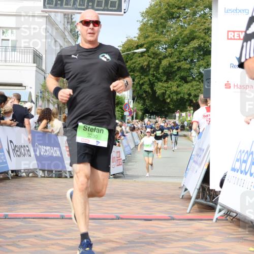 31.08.2025 - 21. Blankeneser Heldenlauf Strokosch-Dieckow http://msf.ph/oto/8652558 31.08.2025 11:09:42 Ziel 3057, 3605, 3084, 3230 meine-sportfotos.de