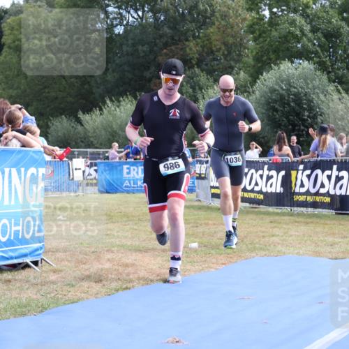 31.08.2025 - Elbe Triathlon Hamburg Strokosch-Dieckow http://msf.ph/oto/8652570 31.08.2025 11:13:12 Ziel 983, 986, 1036 meine-sportfotos.de