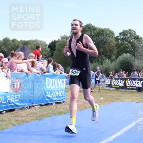 31.08.2025 - Elbe Triathlon Hamburg Strokosch-Dieckow http://msf.ph/oto/8652589 31.08.2025 11:13:28 Ziel 608, 998, 1000, 1001 meine-sportfotos.de