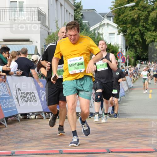 31.08.2025 - 21. Blankeneser Heldenlauf Strokosch-Dieckow http://msf.ph/oto/8652591 31.08.2025 11:09:37 Ziel 3057, 3208, 3523, 3522, 3605, 3084, 3230 meine-sportfotos.de