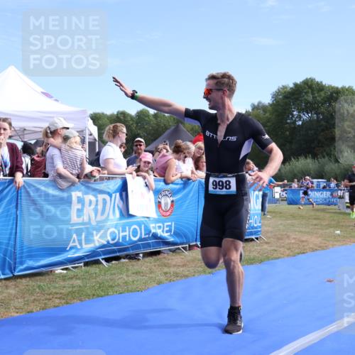 31.08.2025 - Elbe Triathlon Hamburg Strokosch-Dieckow http://msf.ph/oto/8652611 31.08.2025 11:13:37 Ziel 998, 1085 meine-sportfotos.de