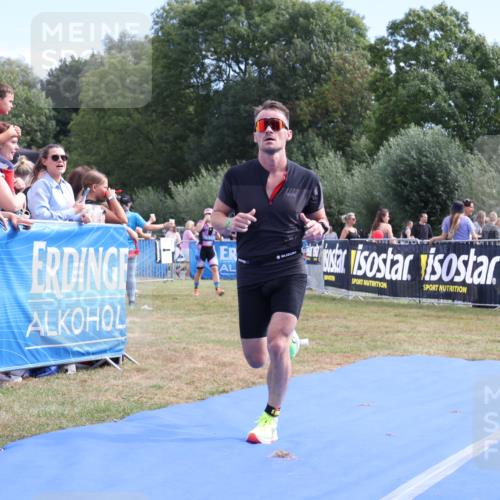 31.08.2025 - Elbe Triathlon Hamburg Strokosch-Dieckow http://msf.ph/oto/8652618 31.08.2025 11:13:40 Ziel 481, 998, 1085 meine-sportfotos.de