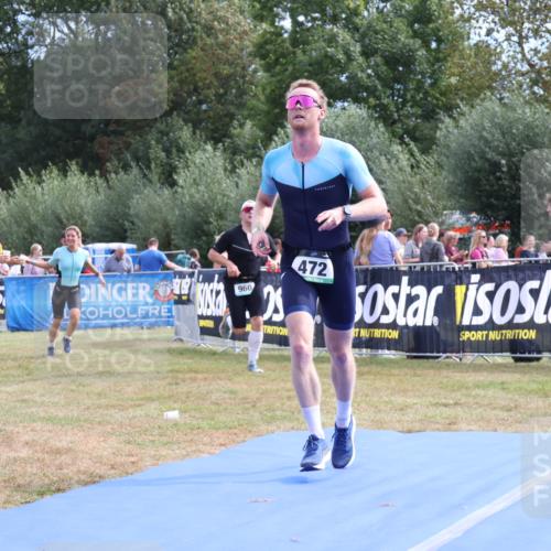 31.08.2025 - Elbe Triathlon Hamburg Strokosch-Dieckow http://msf.ph/oto/8652649 31.08.2025 11:14:05 Ziel 472, 960, 1148 meine-sportfotos.de