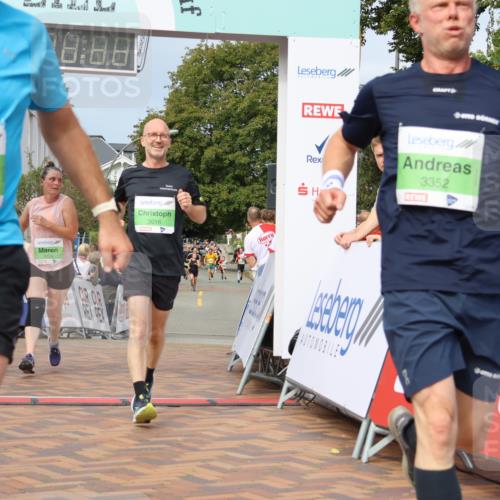 31.08.2025 - 21. Blankeneser Heldenlauf Strokosch-Dieckow http://msf.ph/oto/8652665 31.08.2025 11:09:20 Ziel 3477, 3352, 3059, 3016, 3411, 3316 meine-sportfotos.de