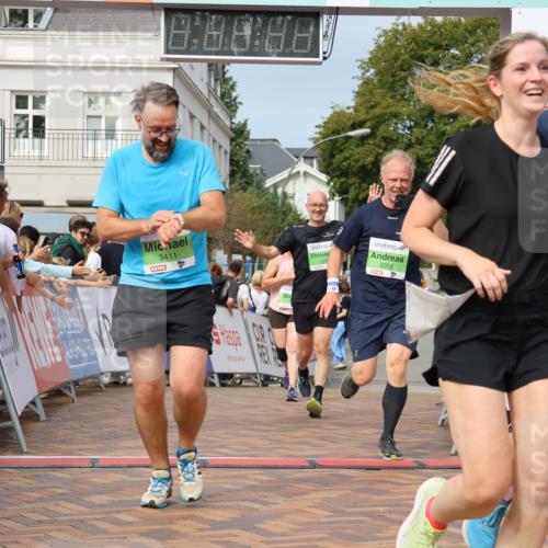 31.08.2025 - 21. Blankeneser Heldenlauf Strokosch-Dieckow http://msf.ph/oto/8652675 31.08.2025 11:09:19 Ziel 3477, 3352, 3059, 3016, 3411, 3316 meine-sportfotos.de