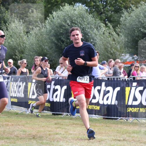 31.08.2025 - Elbe Triathlon Hamburg Strokosch-Dieckow http://msf.ph/oto/8652676 31.08.2025 11:14:23 Ziel 1012, 1063, 1088 meine-sportfotos.de