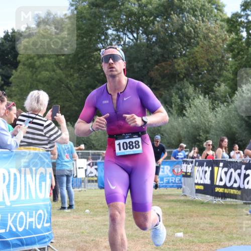 31.08.2025 - Elbe Triathlon Hamburg Strokosch-Dieckow http://msf.ph/oto/8652685 31.08.2025 11:14:30 Ziel 729, 1012, 1063, 1088 meine-sportfotos.de