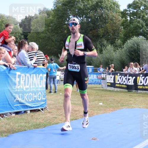 31.08.2025 - Elbe Triathlon Hamburg Strokosch-Dieckow http://msf.ph/oto/8652711 31.08.2025 11:14:42 Ziel 631, 639, 729, 1033 meine-sportfotos.de