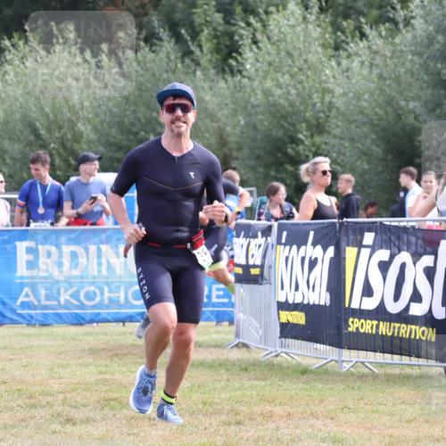 31.08.2025 - Elbe Triathlon Hamburg Strokosch-Dieckow http://msf.ph/oto/8652716 31.08.2025 11:14:44 Ziel 631, 639, 1033 meine-sportfotos.de