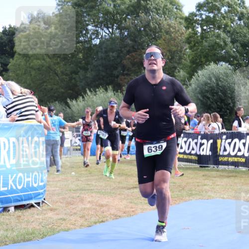 31.08.2025 - Elbe Triathlon Hamburg Strokosch-Dieckow http://msf.ph/oto/8652728 31.08.2025 11:14:50 Ziel 625, 631, 639, 724, 953, 1009 meine-sportfotos.de