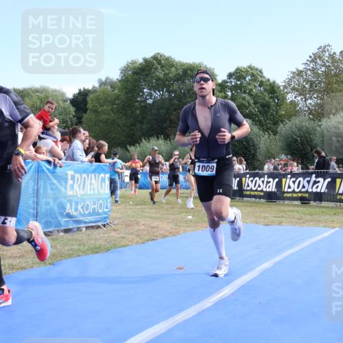 31.08.2025 - Elbe Triathlon Hamburg Strokosch-Dieckow http://msf.ph/oto/8652748 31.08.2025 11:14:59 Ziel 625, 724, 953, 1009 meine-sportfotos.de