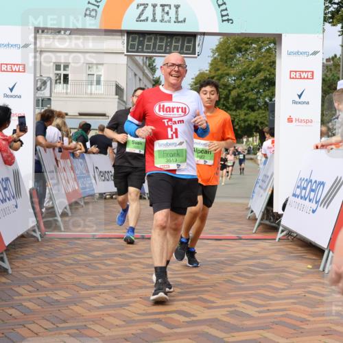 31.08.2025 - 21. Blankeneser Heldenlauf Strokosch-Dieckow http://msf.ph/oto/8652768 31.08.2025 11:09:09 Ziel 3676, 3282, 3422, 3242, 3671, 3233, 3513 meine-sportfotos.de