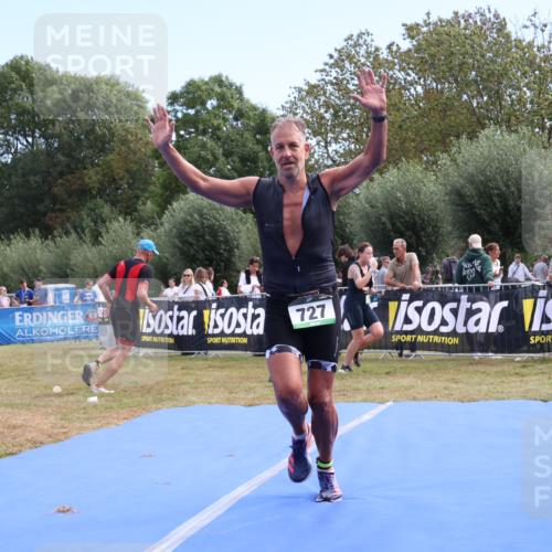 31.08.2025 - Elbe Triathlon Hamburg Strokosch-Dieckow http://msf.ph/oto/8652794 31.08.2025 11:15:42 Ziel 478, 727, 759, 1016 meine-sportfotos.de