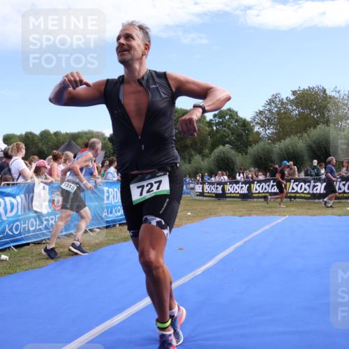 31.08.2025 - Elbe Triathlon Hamburg Strokosch-Dieckow http://msf.ph/oto/8652800 31.08.2025 11:15:43 Ziel 478, 727, 759, 1016 meine-sportfotos.de