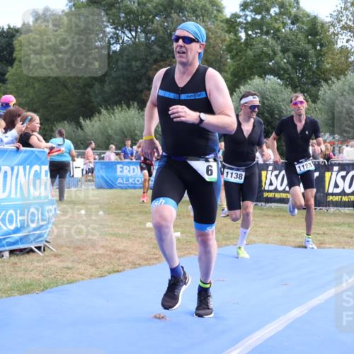 31.08.2025 - Elbe Triathlon Hamburg Strokosch-Dieckow http://msf.ph/oto/8652804 31.08.2025 11:15:59 Ziel 716, 1123, 1180 meine-sportfotos.de