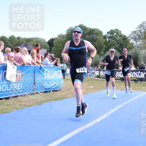 31.08.2025 - Elbe Triathlon Hamburg Strokosch-Dieckow http://msf.ph/oto/8652805 31.08.2025 11:16:00 Ziel 716, 1123, 1180 meine-sportfotos.de