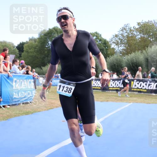 31.08.2025 - Elbe Triathlon Hamburg Strokosch-Dieckow http://msf.ph/oto/8652809 31.08.2025 11:16:01 Ziel 716, 1123, 1180 meine-sportfotos.de