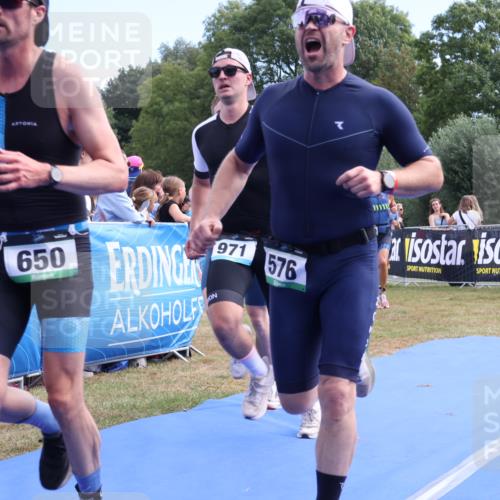 31.08.2025 - Elbe Triathlon Hamburg Strokosch-Dieckow http://msf.ph/oto/8652872 31.08.2025 11:16:57 Ziel 480, 576, 650, 971, 1018, 1219 meine-sportfotos.de