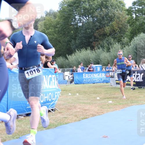 31.08.2025 - Elbe Triathlon Hamburg Strokosch-Dieckow http://msf.ph/oto/8652874 31.08.2025 11:16:57 Ziel 480, 576, 650, 971, 1018, 1219 meine-sportfotos.de