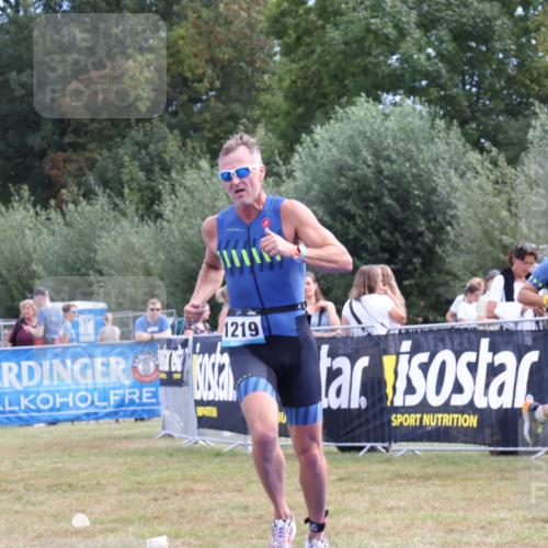 31.08.2025 - Elbe Triathlon Hamburg Strokosch-Dieckow http://msf.ph/oto/8652875 31.08.2025 11:16:58 Ziel 480, 576, 650, 971, 1018, 1219 meine-sportfotos.de