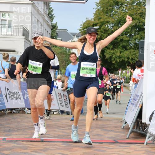 31.08.2025 - 21. Blankeneser Heldenlauf Strokosch-Dieckow http://msf.ph/oto/8652891 31.08.2025 11:08:55 Ziel 3393, 3159, 3081, 3079, 3629, 3630, 3417, 3098, 3097 meine-sportfotos.de
