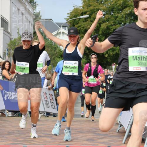 31.08.2025 - 21. Blankeneser Heldenlauf Strokosch-Dieckow http://msf.ph/oto/8652895 31.08.2025 11:08:54 Ziel 3393, 3159, 3081, 3079, 3629, 3630, 3417, 3098, 3097 meine-sportfotos.de