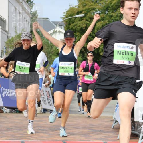 31.08.2025 - 21. Blankeneser Heldenlauf Strokosch-Dieckow http://msf.ph/oto/8652899 31.08.2025 11:08:54 Ziel 3393, 3159, 3081, 3079, 3629, 3630, 3417, 3098, 3097 meine-sportfotos.de