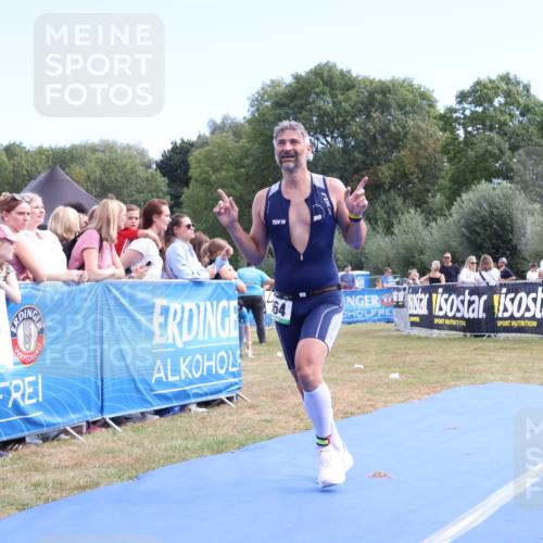 31.08.2025 - Elbe Triathlon Hamburg Strokosch-Dieckow http://msf.ph/oto/8652934 31.08.2025 11:17:59 Ziel 664, 723 meine-sportfotos.de