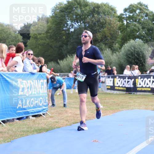 31.08.2025 - Elbe Triathlon Hamburg Strokosch-Dieckow http://msf.ph/oto/8652950 31.08.2025 11:18:09 Ziel 302, 459, 574, 601, 616, 723 meine-sportfotos.de