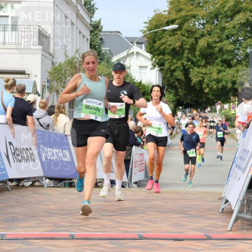 31.08.2025 - 21. Blankeneser Heldenlauf Strokosch-Dieckow http://msf.ph/oto/8653025 31.08.2025 11:08:42 Ziel 3231, 3677, 3036, 3643 meine-sportfotos.de